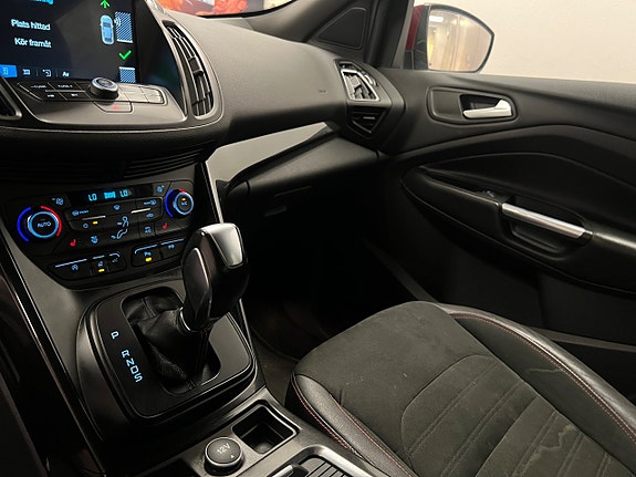 Ford Kuga 13 of 26