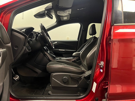 Ford Kuga 8 of 26