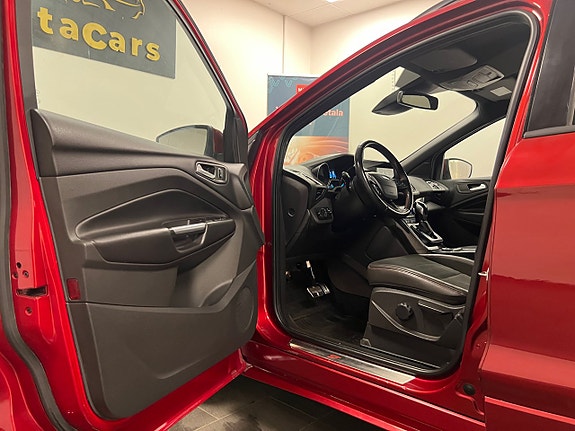 Ford Kuga 7 of 26