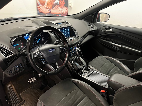 Ford Kuga 11 of 26
