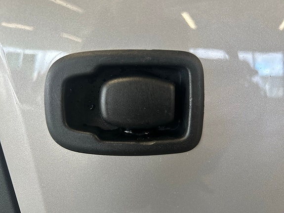 Volvo XC60 17 of 23
