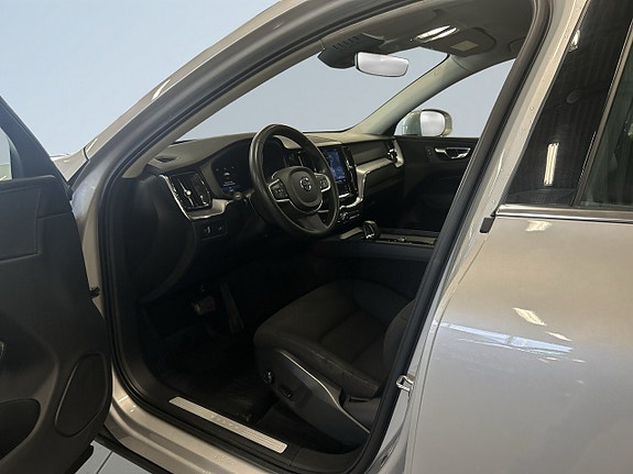 Volvo XC60 7 of 23