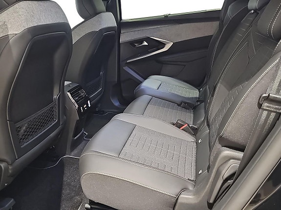 Peugeot 5008 6 of 15