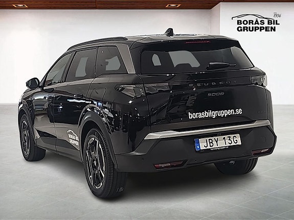 Peugeot 5008 2 of 15