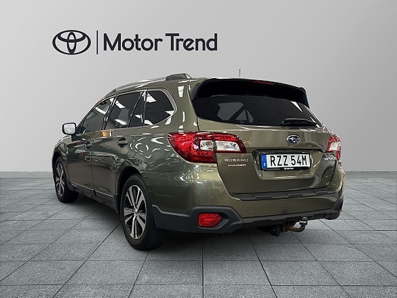 Subaru Outback 2 of 19