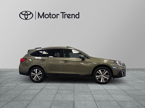 Subaru Outback 3 of 19