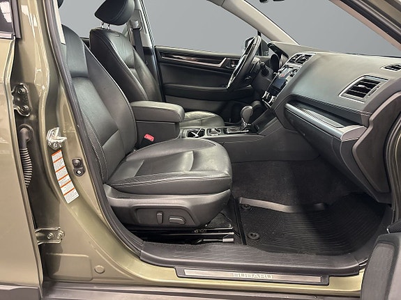 Subaru Outback 7 of 19