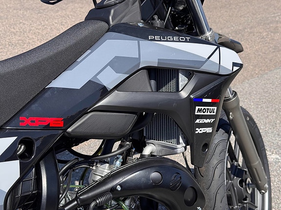 Peugeot XP6 Supermotard! XPS 3 of 5