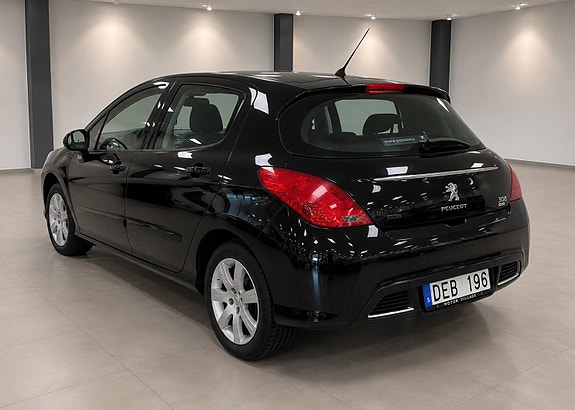 Peugeot 308 3 of 7