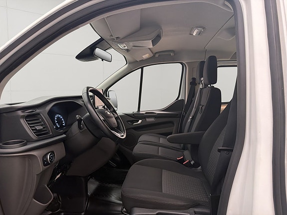 Ford Transit Custom 14 of 30