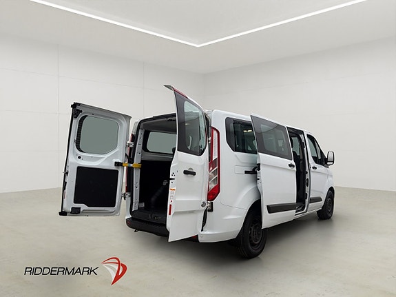 Ford Transit Custom 12 of 30