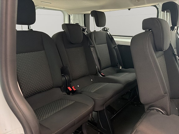 Ford Transit Custom 24 of 30