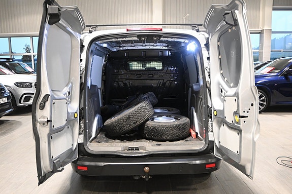 Ford Transit Connect 14 of 23