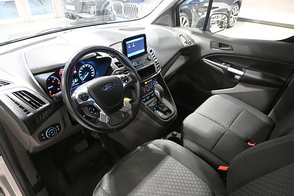 Ford Transit Connect 7 of 23