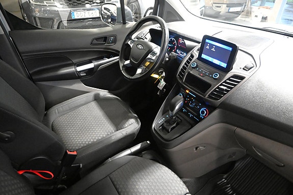 Ford Transit Connect 9 of 23