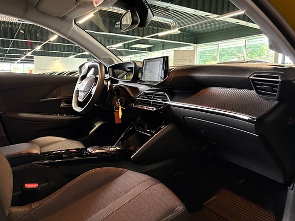 Peugeot 208 13 of 20