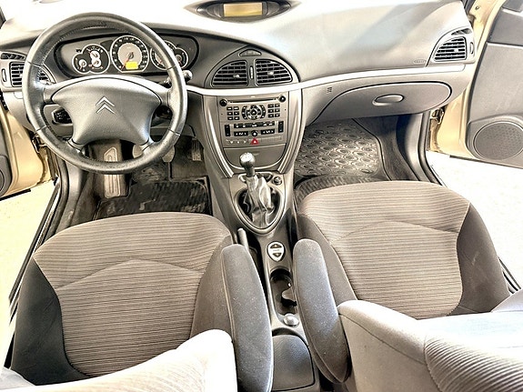 Citroen C5 10 of 12