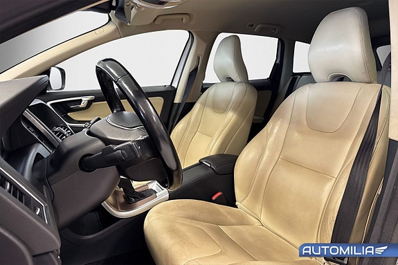 Volvo XC60 5 of 17