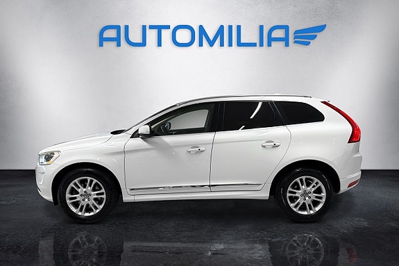 Volvo XC60 3 of 17