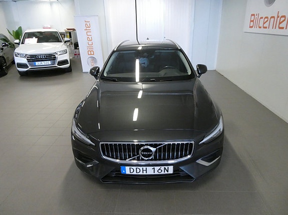 Volvo V60 9 of 21