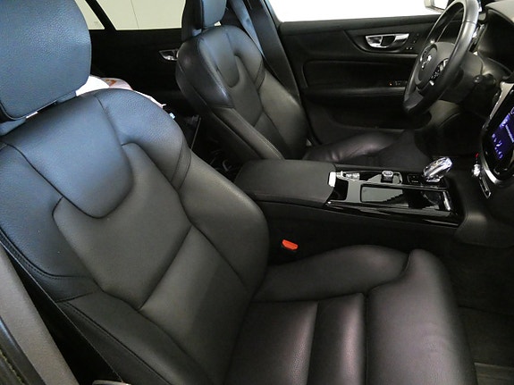 Volvo V60 12 of 21