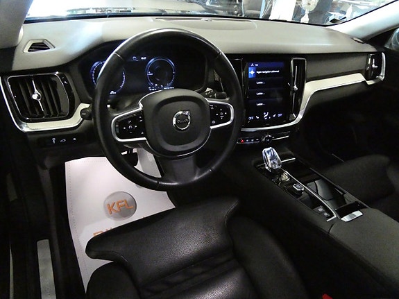 Volvo V60 10 of 21