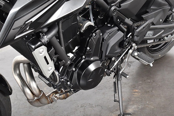 Kawasaki Z650 S ABS Mycket fint skick 12 of 18