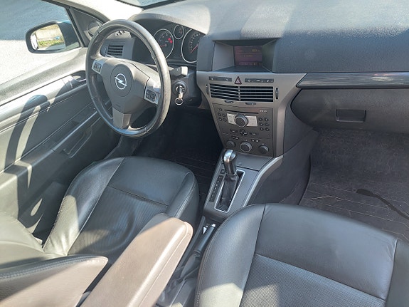 Opel Astra 7 of 8