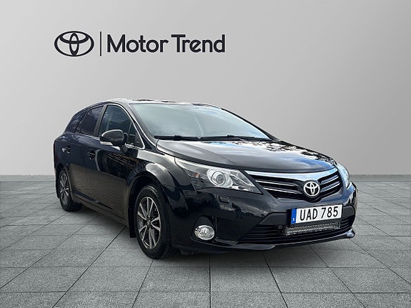 Toyota Avensis 6 of 16