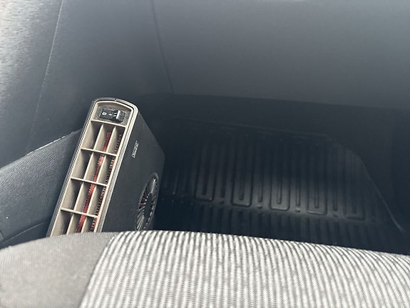Toyota Avensis 16 of 16