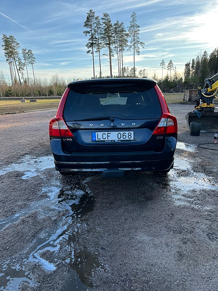 Volvo V70 6 of 10