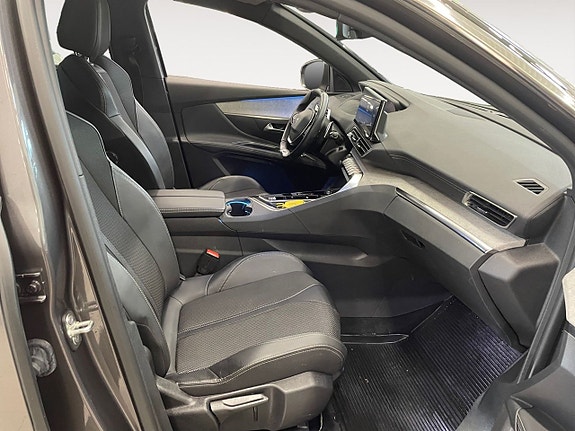 Peugeot 5008 15 of 25