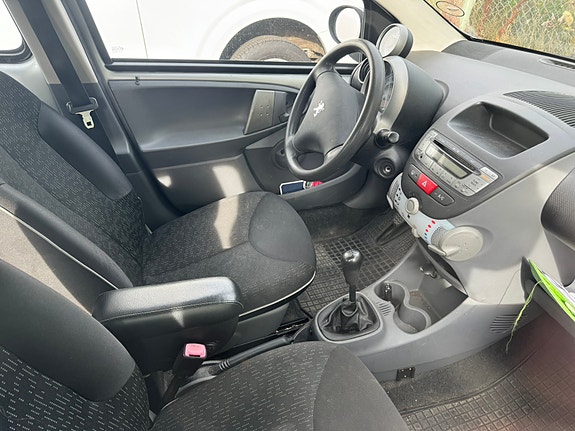 Peugeot 107 6 of 6