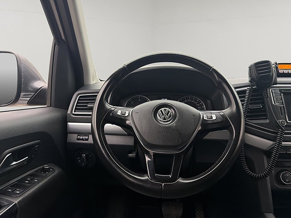 Volkswagen Amarok 15 of 30