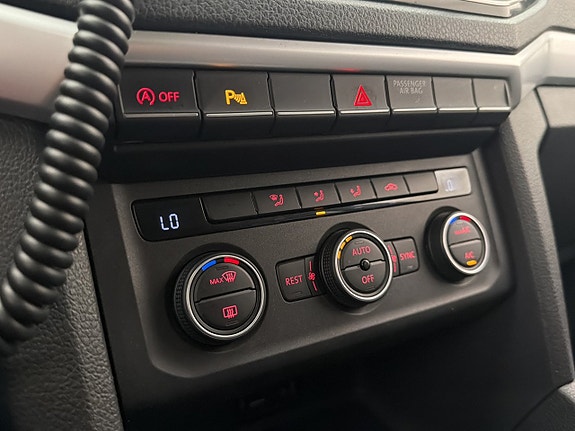Volkswagen Amarok 28 of 30