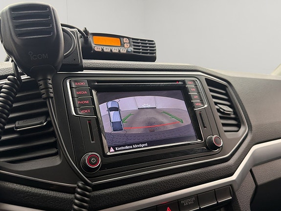 Volkswagen Amarok 25 of 30