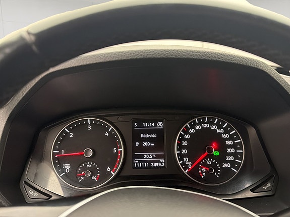 Volkswagen Amarok 23 of 30