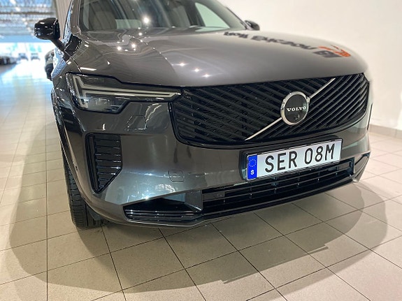 Volvo XC90 9 of 27