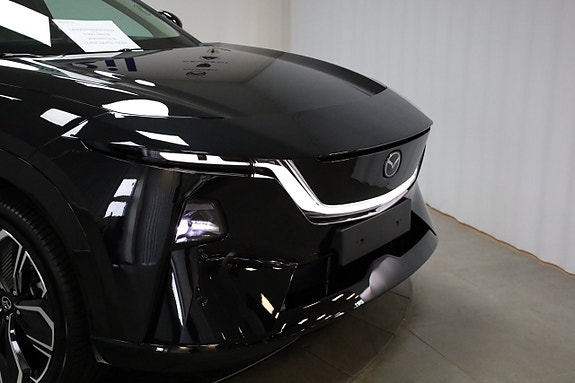 Mazda CX-6e 5 of 30