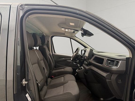 Renault Trafic 26 of 30