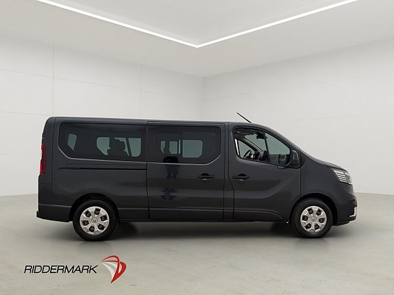 Renault Trafic 2 of 30