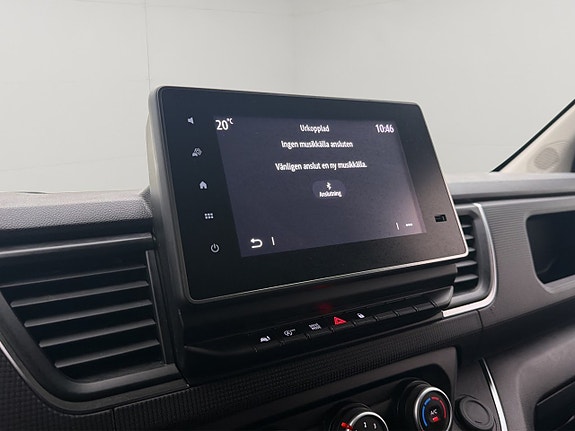 Renault Trafic 19 of 30