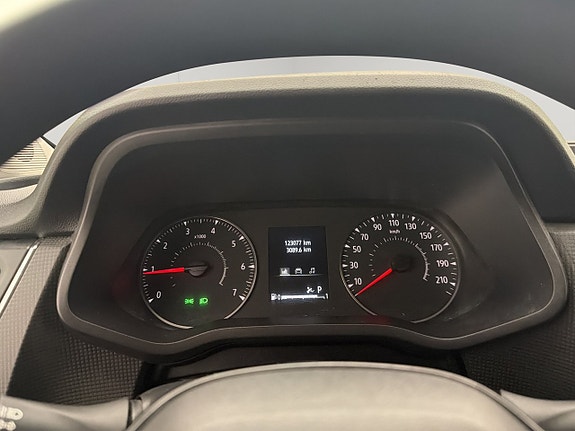 Renault Trafic 16 of 30