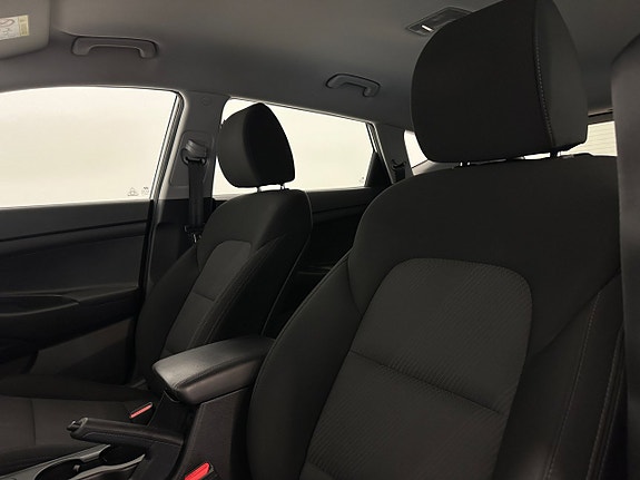 Hyundai Tucson 15 of 26