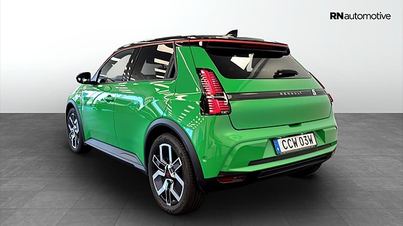 Renault 5 E-Tech 3 of 11