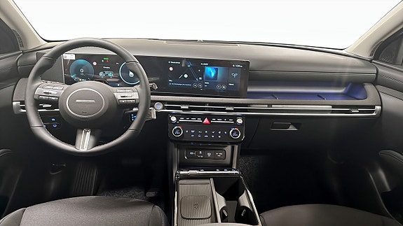 Hyundai Tucson 4 of 12