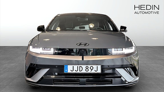 Hyundai Ioniq 5 2 of 11