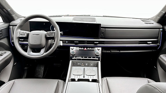 Hyundai Santa Fe 7 of 9