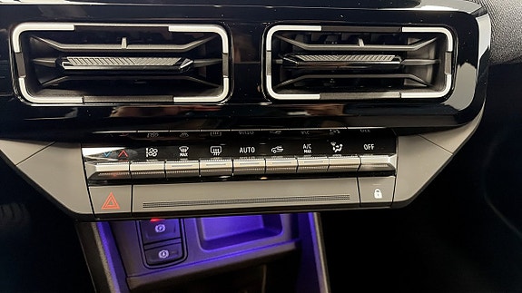 Renault 5 E-Tech 18 of 21