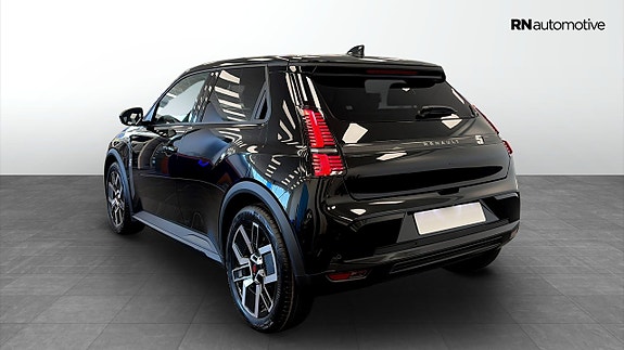 Renault 5 E-Tech 3 of 21